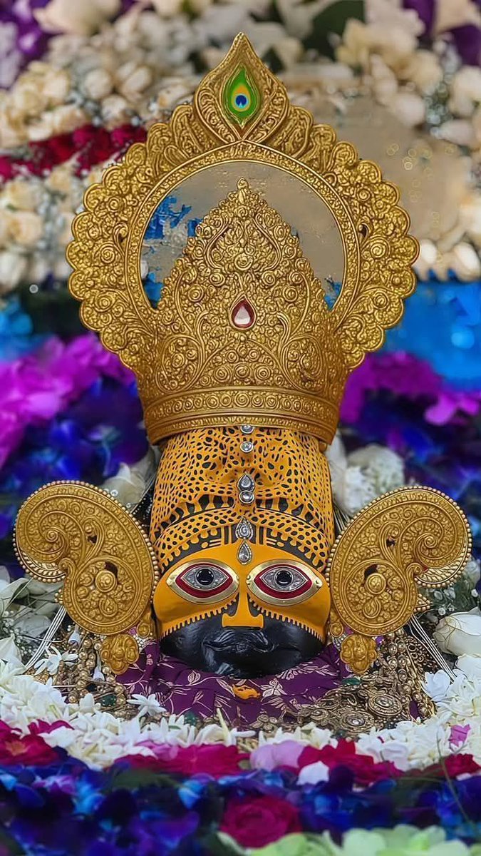 बाबा श्याम को भगवान कृष्ण ने वरदान दिया था कि जिसकी किस्मत मे दुख लिखा होगा और वह तेरे दरबार में आकर शीश झुकाएगा उसकी किस्मत बदल ने का अधिकार तुमको होगा इसलिए बाबा को हारे का सहारा कहा जाता है 

🙏🌹🌹जय बाबा श्याम 🌹🌹🙏