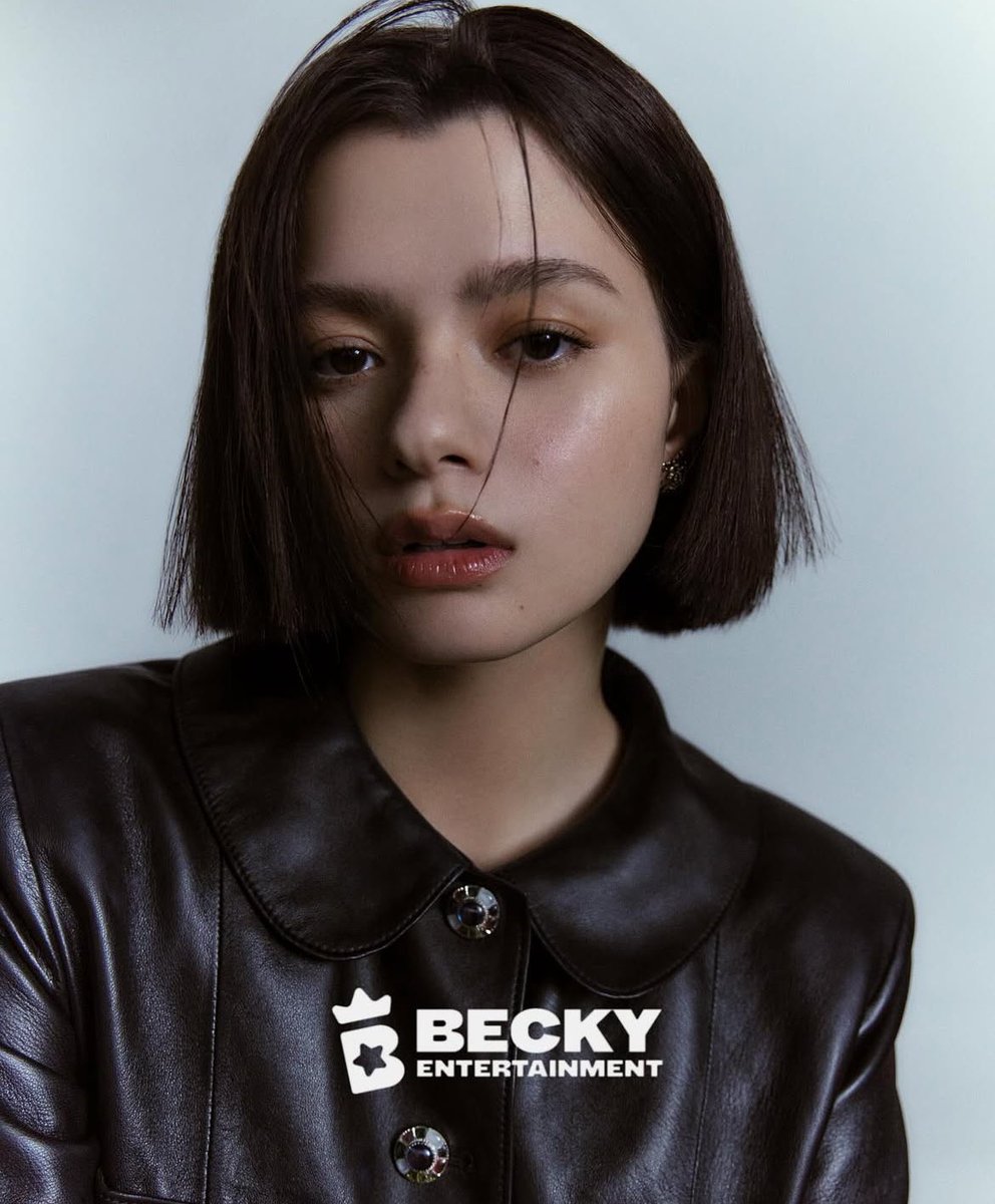 lesbocine's tweet image. 🚨 NEW ERA! Freen Sarocha e Becky Armstrong anunciaram oficialmente a criação de suas próprias empresas individuais.

Apesar das mudanças, o shipp #FreenBecky continua sob a administração da Idol Factory, e os projetos em dupla seguem confirmados.