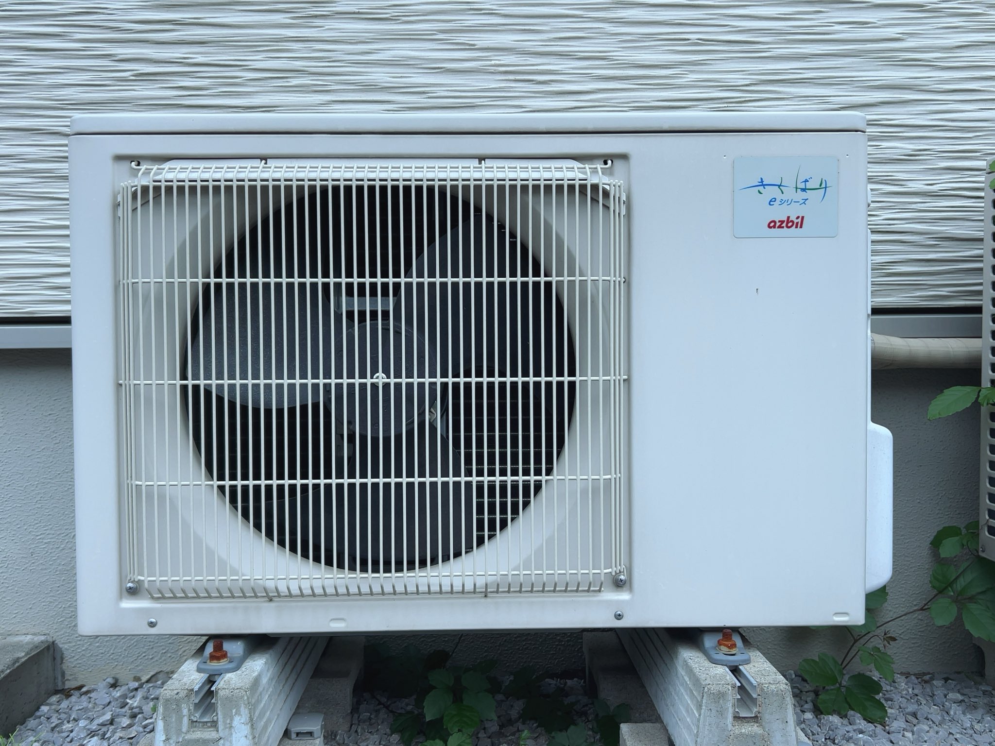 nico.5児のおっかっしゃん　室外機 nico.5児のおっかっしゃん 室外機 nico.5児のおっかっしゃん