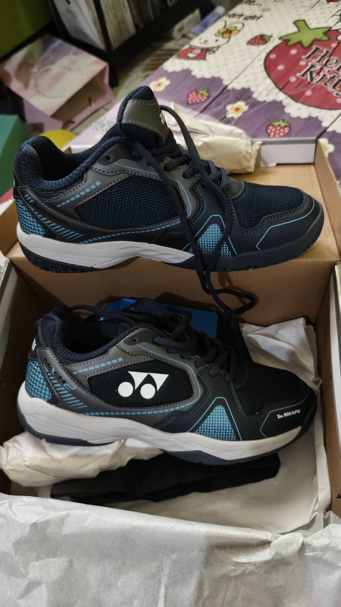 salsaurus's tweet image. WTS / Want to Sell

Sepatu Badminton Yonex Mach 2
Size : 38 / 24cm 
Harga beli : 370k
Harga jual: 300k
Alasan jual : Kekecilan

Baru banget nyampe rumah, pas dicoba kekecilan huhu ayo dibeli guis