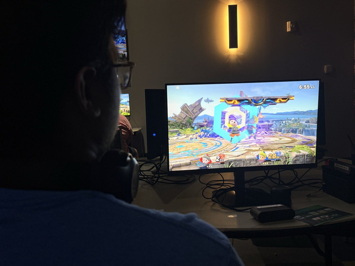 TeamEclipseSSB's tweet image. Team Eclipse at Zoufflé, happy early birthday @DigitalR1ce