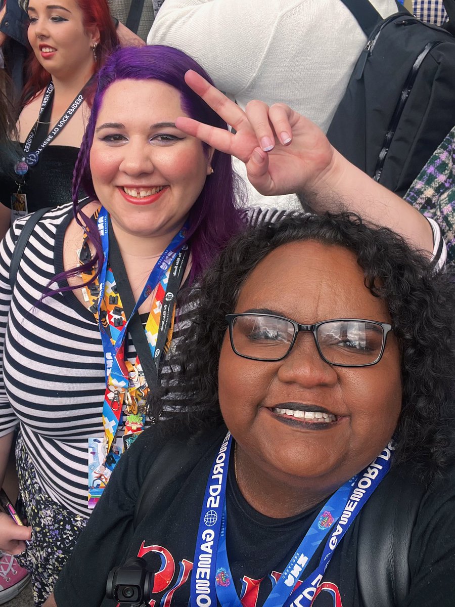 BLAKOUTGG tweet media