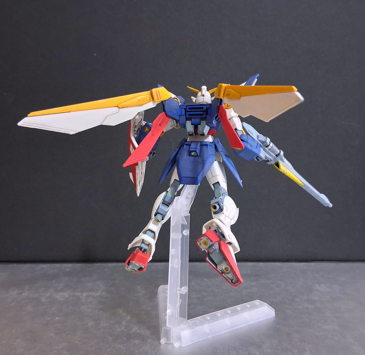 PoonLinus98416's tweet image. XXXG-01W Wing Gundam - 2528 W.I.P.
Entry Grade 1/144 Plastic Kit // Height :130mm
 #EntryGrade #WingGundam #新機動戦記ガンダムW #ガンダムW30th #Bandai #バンダイ