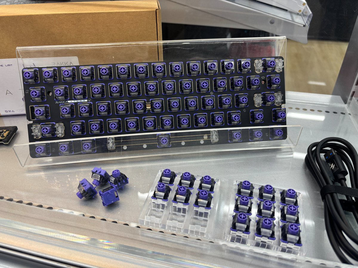 キーボード Rakka60Atlas + Mobius + Flux DeepClacky RAKKA 60 ATLAS 正直レビュー｜いもし