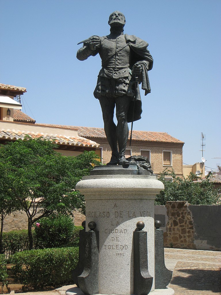GestasdeEspaña (@gestasdeespana) on Twitter photo #TalDíaComoHoy de 1536 fallecía Garcilaso de la Vega, soldado y poeta, figura luminosa del Renacimiento español. Con su dominio de los nuevos metros y estrofas traídos de Italia, elevó la lengua castellana a una armonía desconocida hasta entonces. Su voz, entre la espada y la #TalDíaComoHoy de 1536 fallecía Garcilaso de la Vega, soldado y poeta, figura luminosa del Renacimiento español. Con su dominio de los nuevos metros y estrofas traídos de Italia, elevó la lengua castellana a una armonía desconocida hasta entonces. Su voz, entre la espada y la