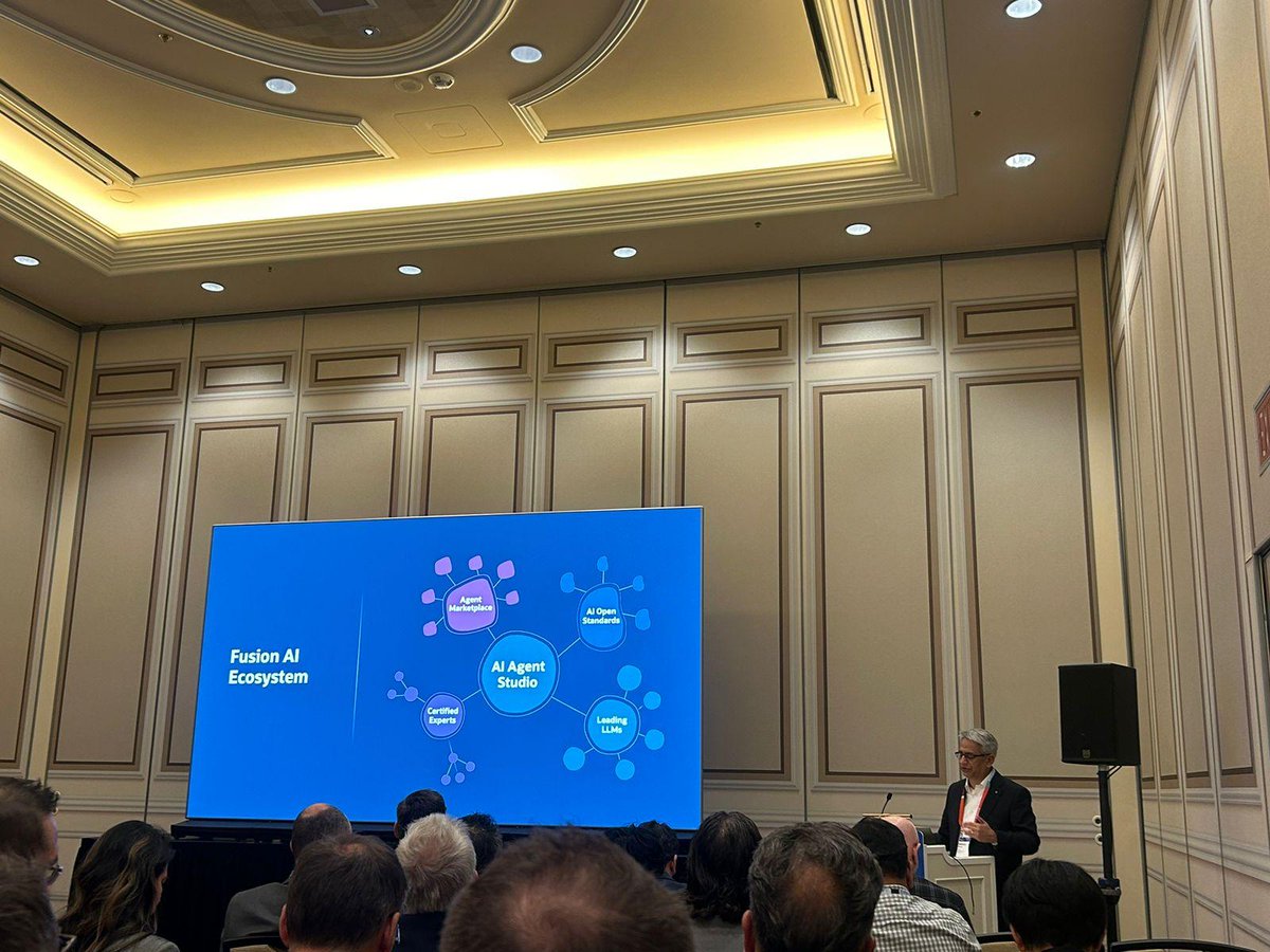 datavail's tweet image. Datavail is all set as #OracleAIWorld2025 kicks off today at The Venetian, #LasVegas! Day 1 begins with exciting conversations around #data, #cloud, &amp;amp; #AI. Great conversations exploring how Datavail is helping customers accelerate modernization and AI adoption.

#OracleAIWorld