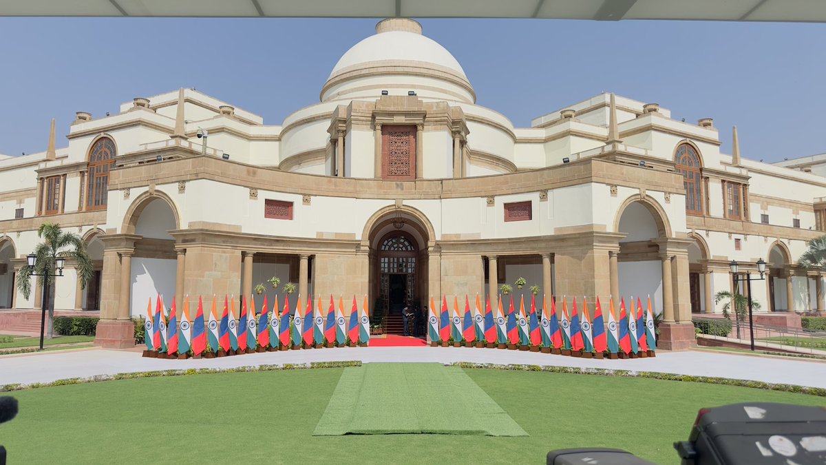 Dr. Shahid Siddiqui (@shahidsiddiqui) on Twitter photo Hyderabad House (New Delhi, India) stands ready to welcome Mongolian President Khurelsukh Ukhnaa, who has arrived in India on a four-day official visit aimed at strengthening bilateral cooperation across key sectors. <a href="/UKhurelsukh/">Ухнаагийн ХҮРЭЛСҮХ</a> <a href="/RMangolese/">Repubblica Federale di Mangolia</a> #adp2025 #Diplomacy Hyderabad House (New Delhi, India) stands ready to welcome Mongolian President Khurelsukh Ukhnaa, who has arrived in India on a four-day official visit aimed at strengthening bilateral cooperation across key sectors. <a href="/UKhurelsukh/">Ухнаагийн ХҮРЭЛСҮХ</a> <a href="/RMangolese/">Repubblica Federale di Mangolia</a> #adp2025 #Diplomacy