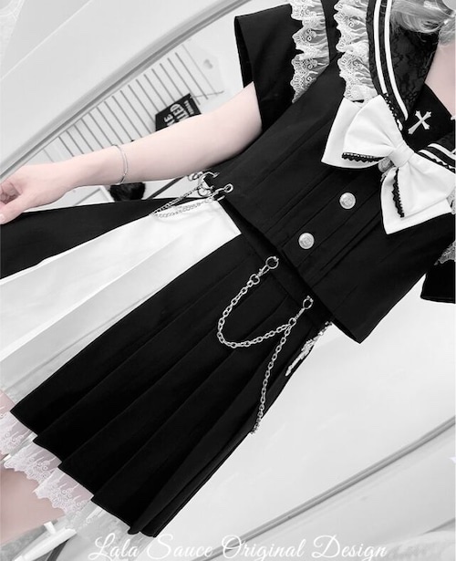 十字架ウエストチェーン付きセットアップ💖
yamikawagirl.fashionstore.jp/items/117746322