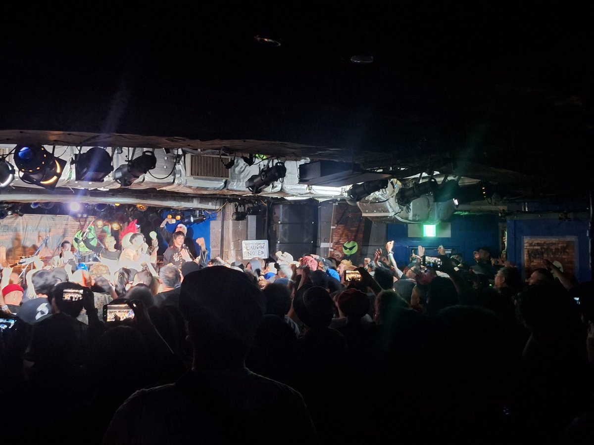 カッパンク2025ありがとうございました😜🥒
ライブ、そしてLOFT司会と3日間無事に完走することが出来ました！！
最後はボスと😎