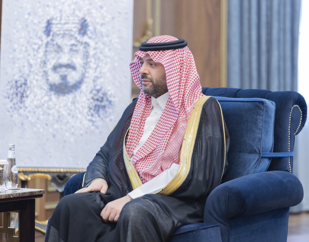 NorthborderSA's tweet photo. سمو الأمير 
#فيصل_بن_خالد_بن_سلطان
 يدشّن أعمال ومبادرات جمعية «حُزُوم الشمال» البيئية في عرعر 

https://t.co/uEhNeGBOwM https://t.co/hbhpvGIbjl