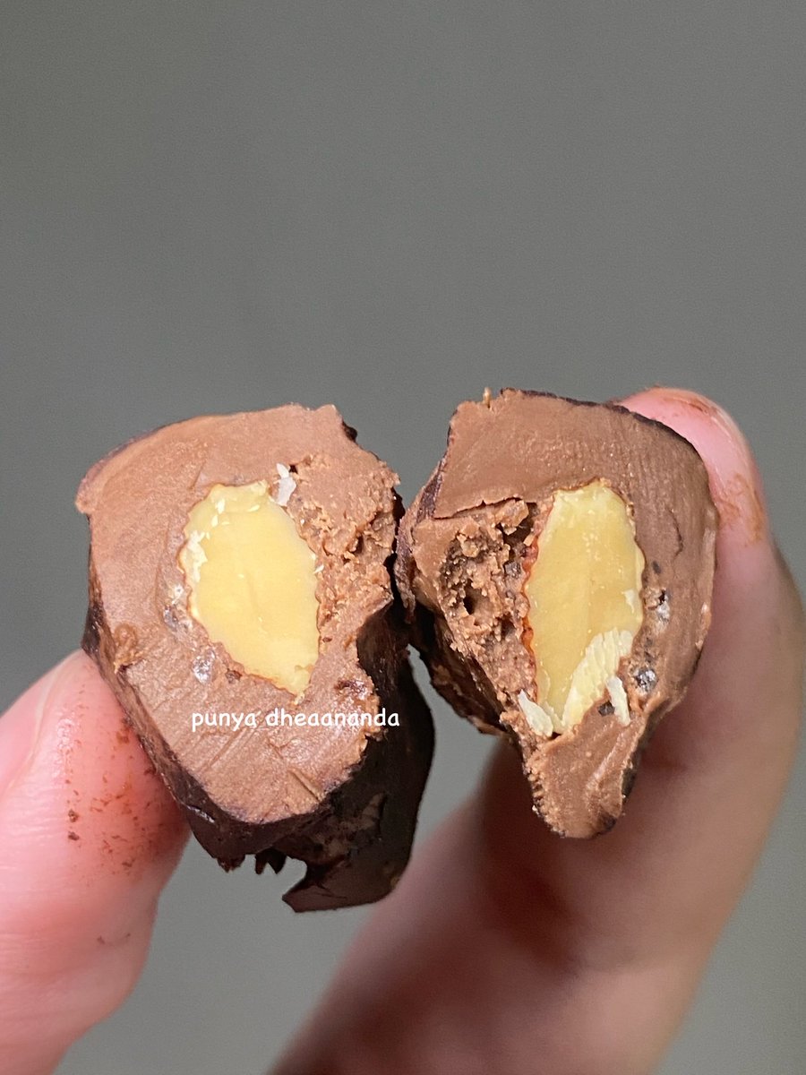 dheaananda tweet media