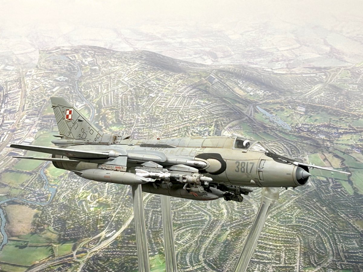 akabou_himawari's tweet image. 🇵🇱#ポーランド機コレクション
Su-22 #フィッター #Fitter
ウェザリングがいい味だしてますね。