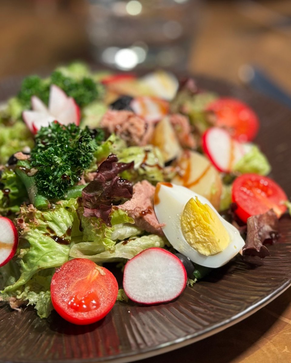 🍁 Our autumn menu is packed with comfort, flavour, and a little bit of flair.

Warming, seasonal, and cooked to perfection - the kind of food that makes autumn feel like a hug.