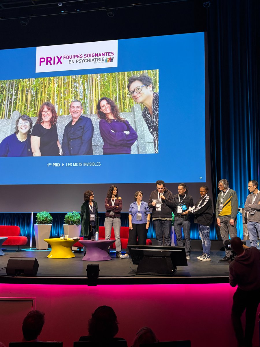 🏆 Remise des Prix - Equipes soignantes en psychiatrie

🥇 1er PRIX : 3 000 € - LES MOTS INVISIBLES (CATTP Les Salorges) CHU Nantes.

#RSP2025 #Psychiatrie #SantéMentale