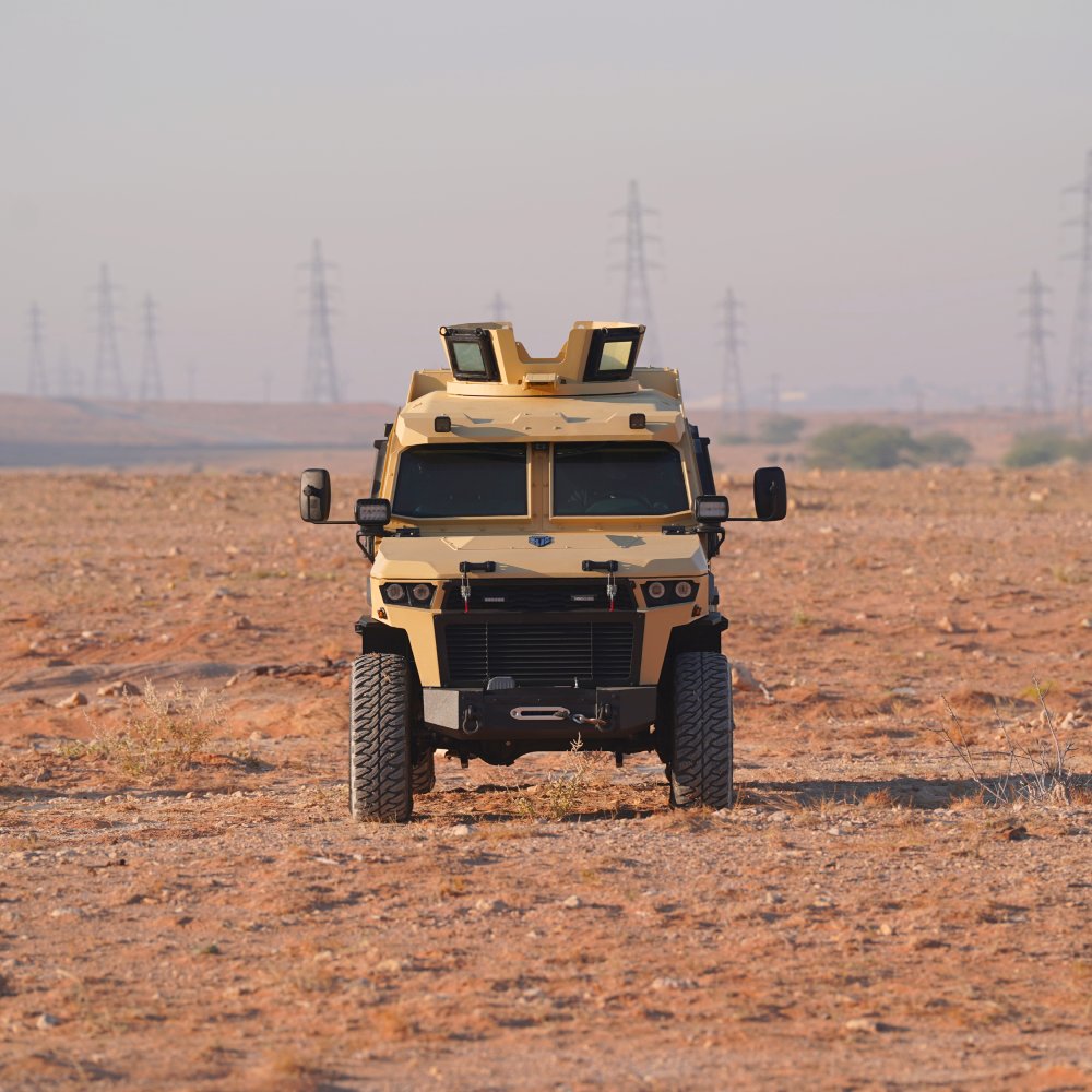 TagDynamics's tweet image. Terrier X is a next-gen APC on the all-new Toyota LC79 Automatic chassis. With STANAG 4569 Level I protection, 201 hp, a rotating 360° turret, and individual blast-resistant seats, it delivers unmatched safety, mobility, and readiness.
#TerrierX #TAGDynamics #ArmoredVehicle #APC