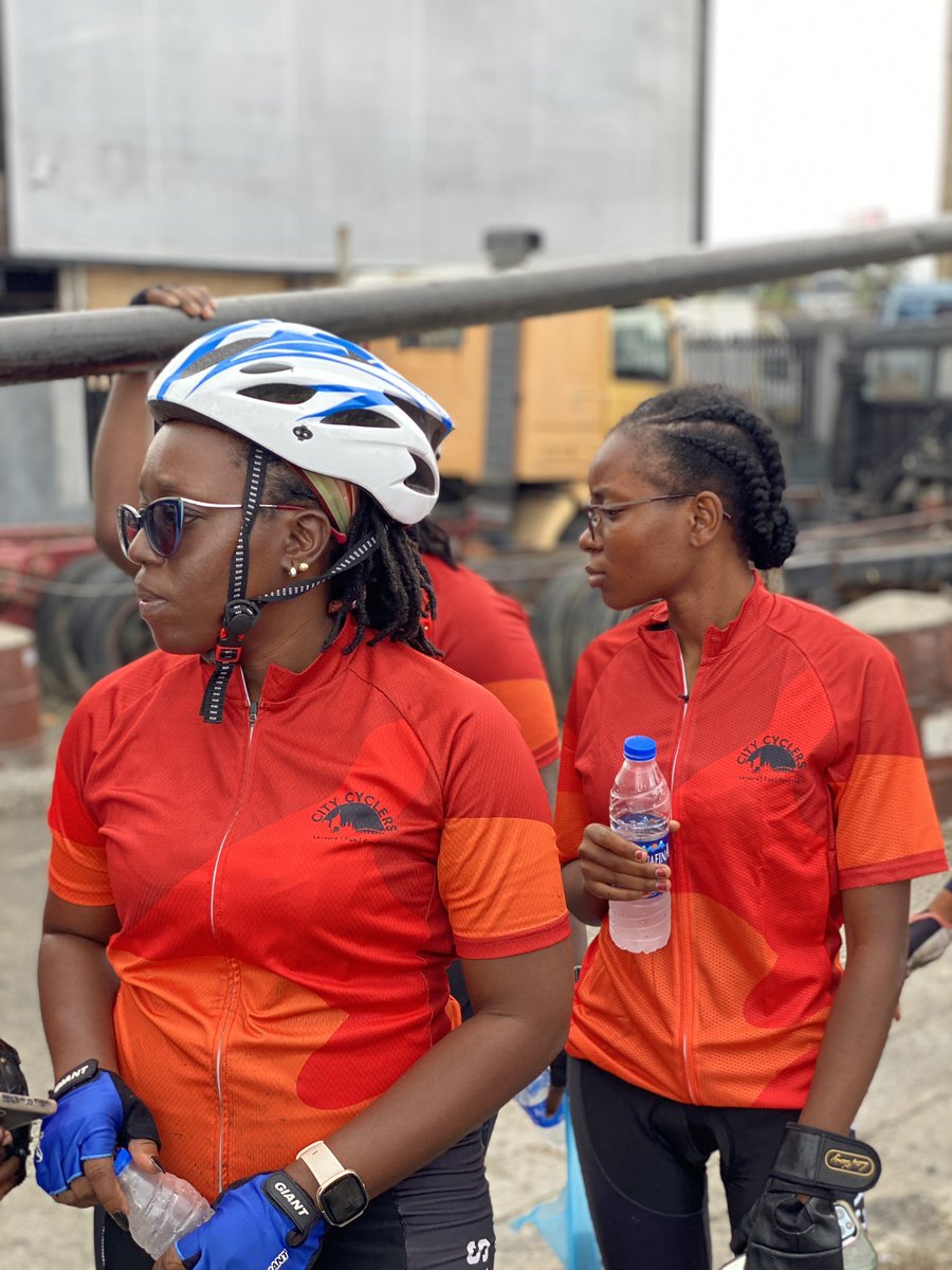 What’s your cycling “must have” on a ride? 🚴🏾‍♂️🚴🏽‍♀️