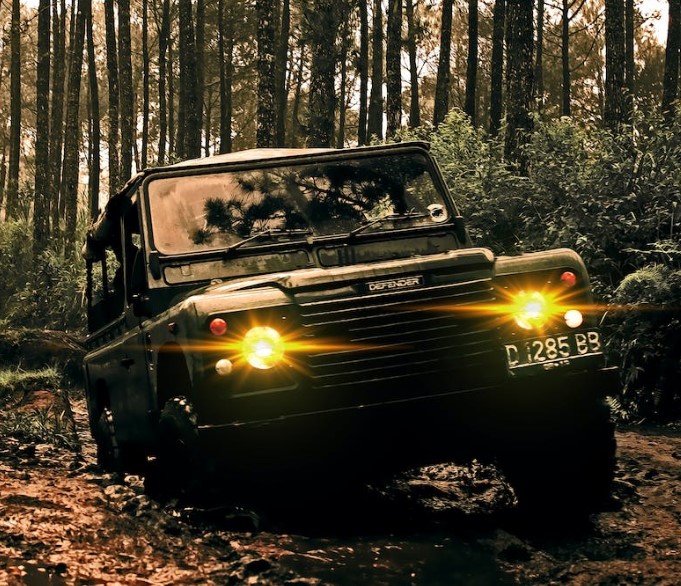 Book your car in for an MOT with us, and if it fails, we offer a free retest within 10 working days and a free of charge 

orlo.uk/nIZ1G 

#chesterhour