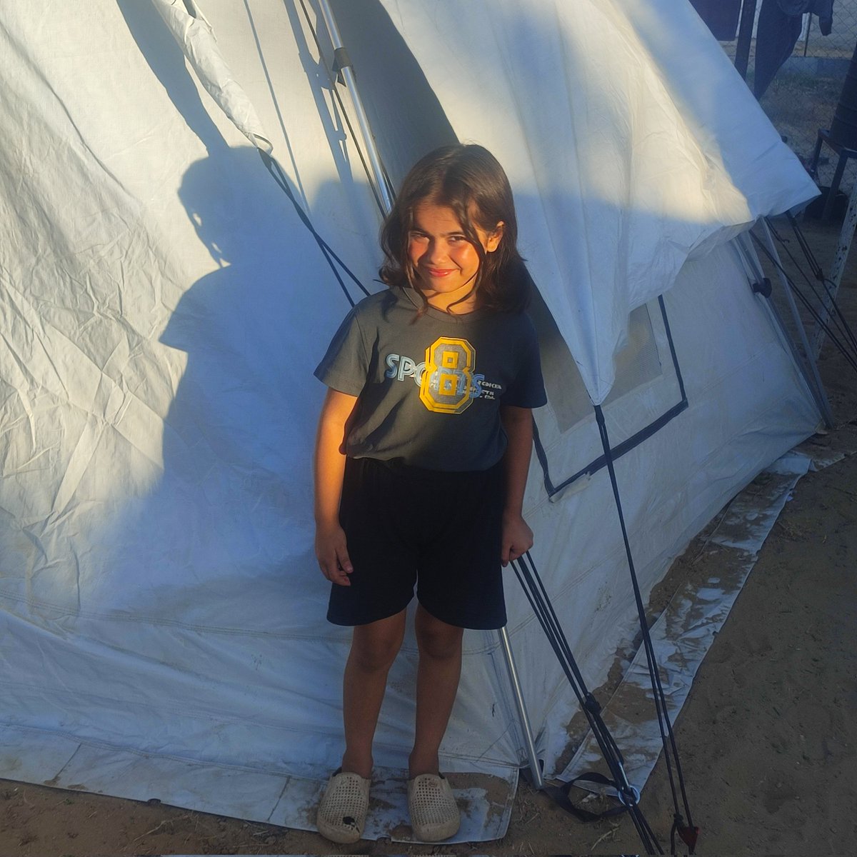 My name is Loui. I'm hungry and I need your help🙏🤍

If you're reading this please don't scroll past just leave a “.” to show you see me
Paypal
paypal.me/khatabweb?coun
GFM
gofundme.com/f/donate-to-he…