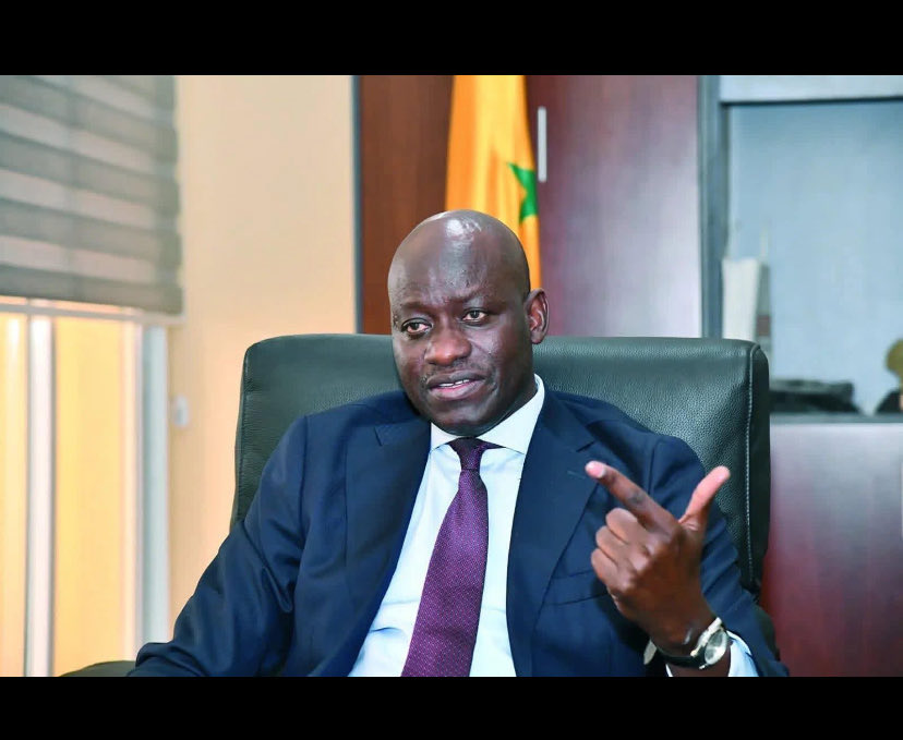 Redcodee_'s tweet image. M Abass Fall maire de Dakar met 5millions sur le table pour le match Senegal 

Êtes vous d’accord avec cette pratique ?!