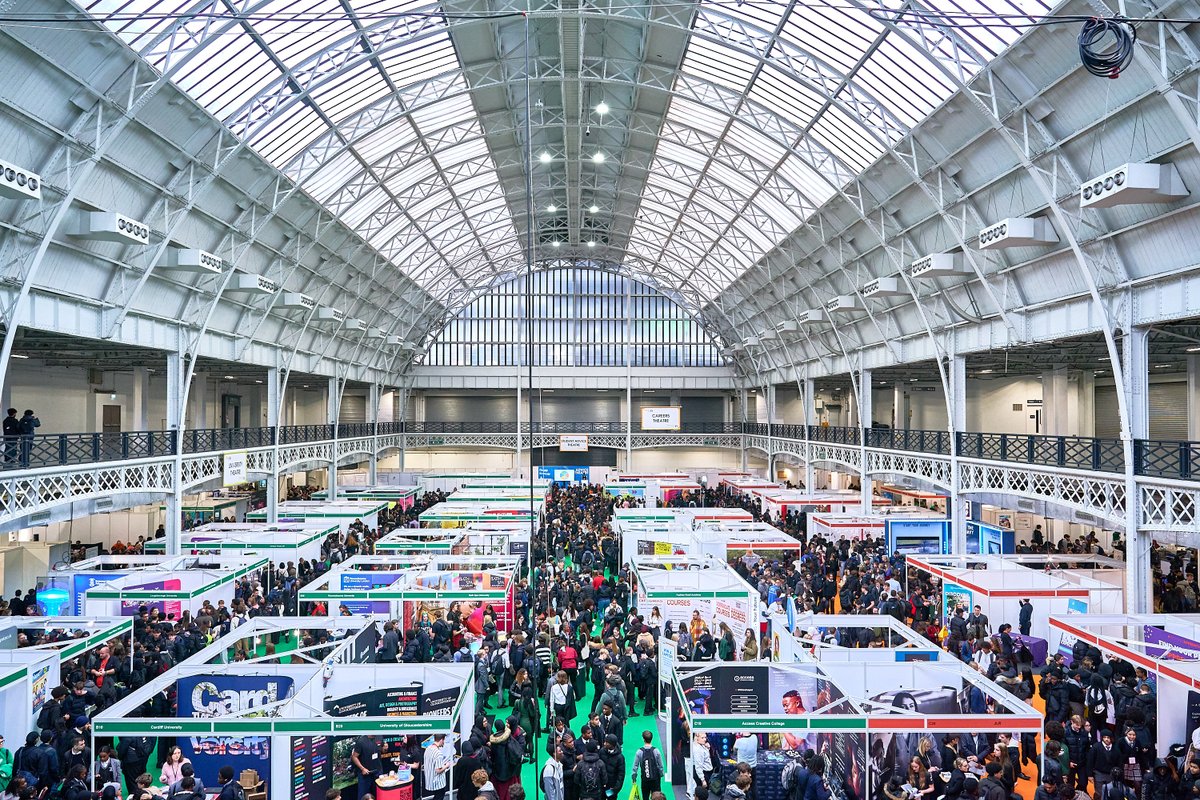 ⏰ The countdown is on! 

There's just one month until What University? &amp; What Career? Live returns to Olympia, London. Secure your stand today to meet a diverse, engaged audience of school leavers and parents. 

Talk to our team today to get started &gt;&gt; whatcareerlive.co.uk/exhibit/