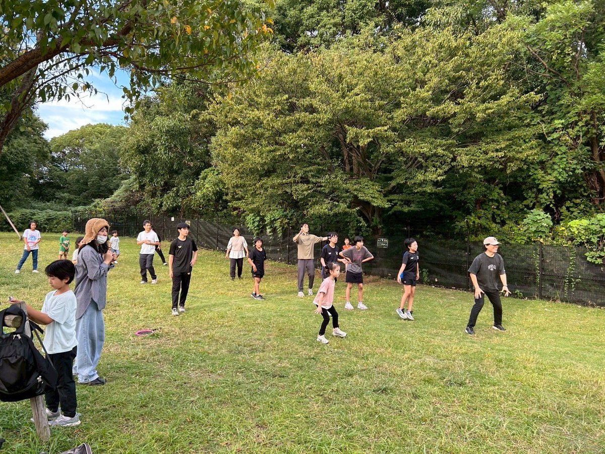 連休最終日の練習後に、ジュニア生みんなでバーベキューに行きました🍖

雨予報でしたが、晴れてバーベキュー日和に☀️
みんなの日頃の行いがよかったのかなと🥰

バーベキューの後はドッジボールやバドミントン、遊具で遊びました🏸🛝
お父さん、お母さんとも楽しい時間を過ごせて楽しい1日でした🎈