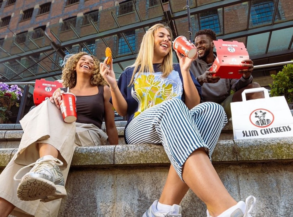 FaceModelAgency's tweet photo. Millie, Alice, Trey &amp; Josh for @slimchickens 🍗 https://t.co/dNlIKz1hB5