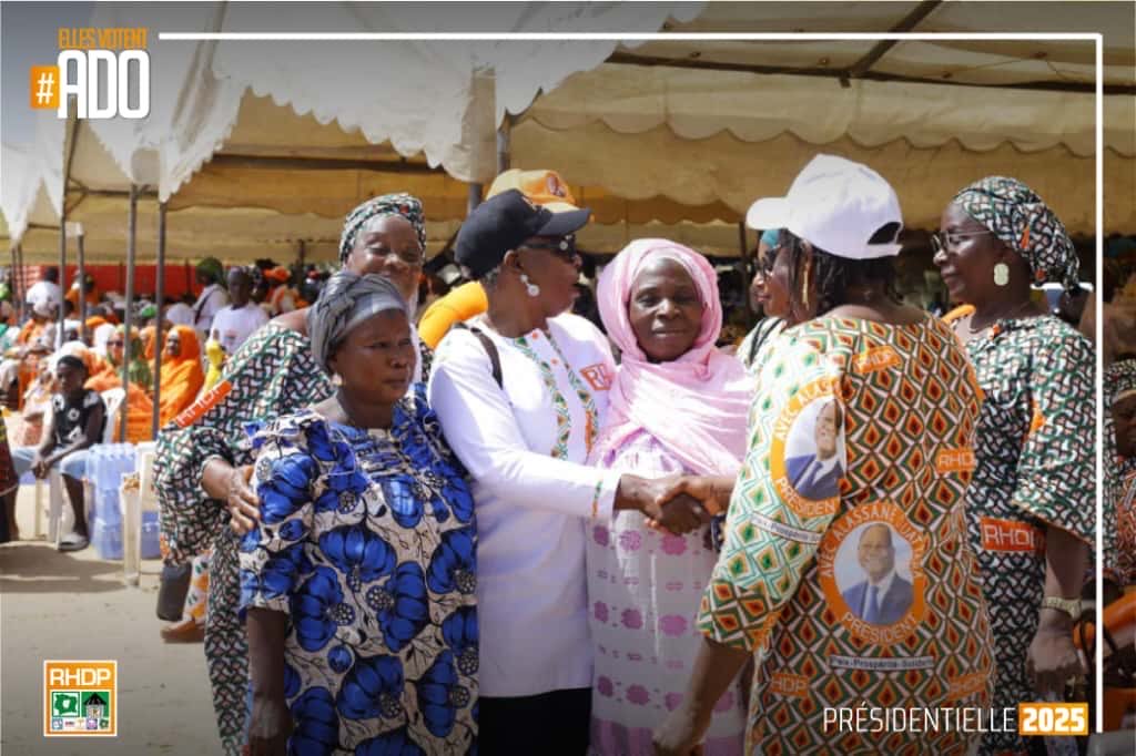 FemmesAvecADO's tweet photo. La ville Séguéla était en mouvement ce lundi 13 Octobre pour la campagne #ADOpresident

#PourUneGrandeNation #ADO2025 #GrandeCotedIvoire #LesFemmesAvecADO https://t.co/mMMGjoC75x