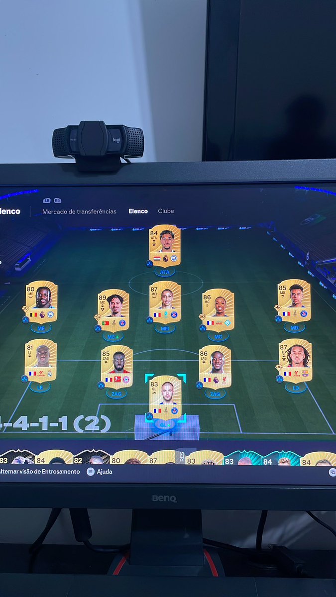 robertarlem7's tweet photo. 1ª WL desse joguinho, 1 semana jogando sem FP sem nada… (Derrotas foram o PC fechando e 2 caída pra dez de FPS) 

PS: tô tão por fora que falei para os meus amigos que parei 11/3 e entreguei o último jogo, e eles me falaram que tinha ranking pra 12 vitórias 🤣 https://t.co/EyG5gIqXIN