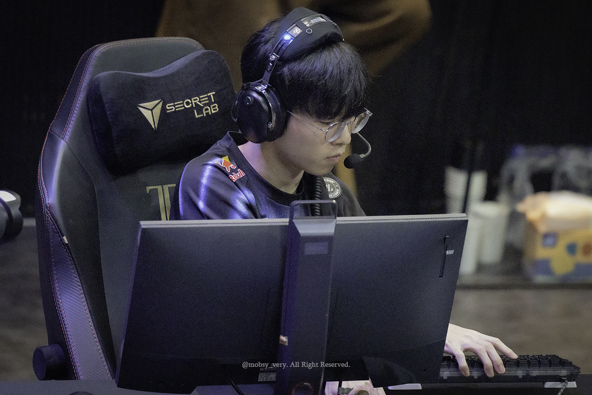 2025 오버워치 챔피언스 시리즈 코리아 STAGE 3｜6주 1일차
2025 OWCS KOREA STAGE 3 (2025-10-11)

제타 디비전(Zeta Division), 블리스(Bliss) 선수