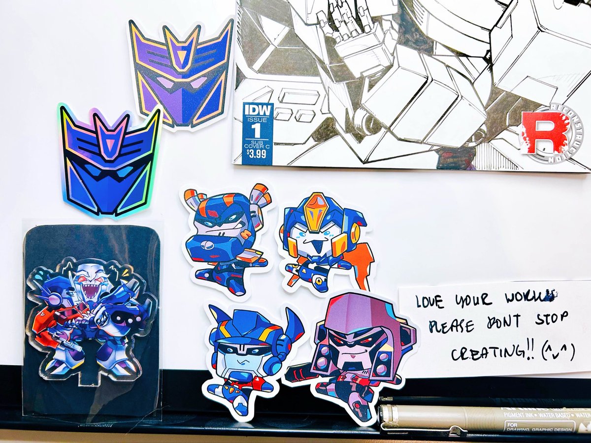 Whoever made these & gifted me in Cosmania, thank you so much!!!!!💙🧡💙 ...