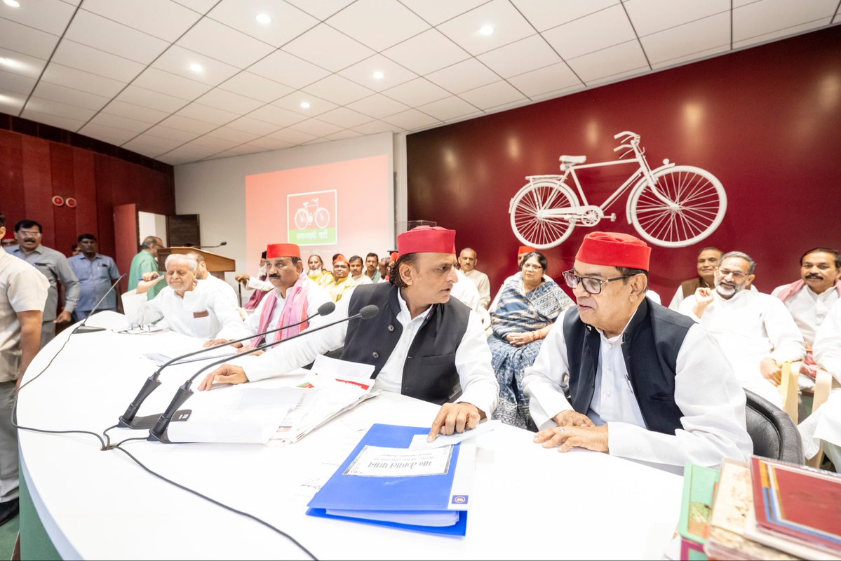 yadavakhilesh's tweet image. हर दिन बढ़ रहा है पीडीए का क़ाफ़िला…