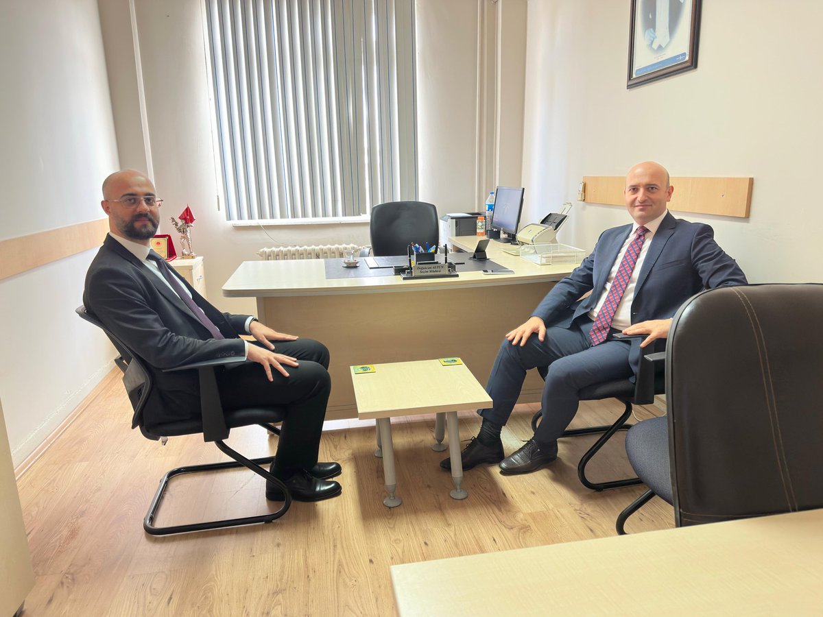 Kaymakamımız Haluk KOÇ, kurum ziyaretleri kapsamında İlçe Nüfus Müdürlüğü, Sosyal Yardımlaşma ve Dayanışma Vakfı ve Seçim Müdülüğünü ziyaret ederek Nüfus Müdür V. Mustafa İZGİ, SYDV Müdürü Onur ÖRS ve Seçim Müdürü Doğan Can ALTUN’dan brifing aldı.