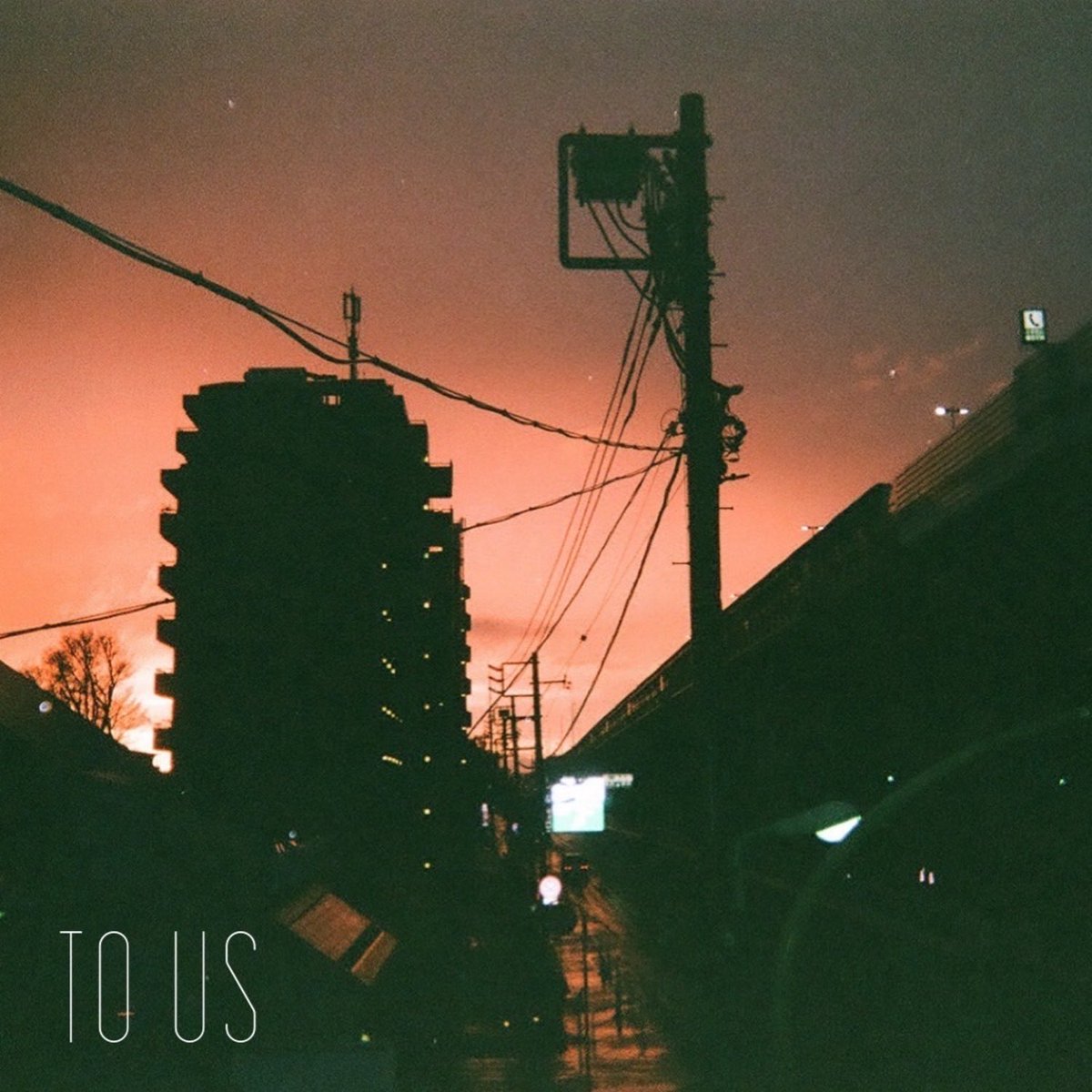 Verxina6's tweet photo. 【1st EP まもなくリリース‼️】

1st EP 『to us』
2025.10.15 release

1.テキトーラバー
2.サーチライト
3.かわいそうだね？
4.国道238号線

Streaming &amp; Digital Download
https://t.co/yWxjG5o8wS https://t.co/3dPAT4eV1A