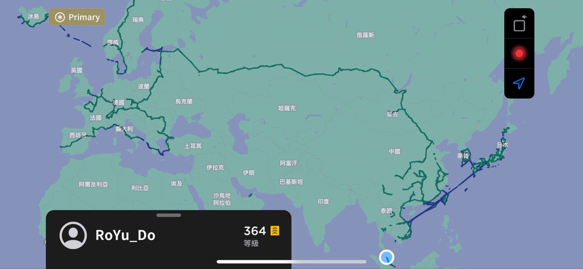 這個推特的創立，本來其實是放環球旅行的照片。
也跟幣圈很有緣，是我在 2016 年賣掉比特幣，開始環遊世界創立的。往回拉到 2016.10 至 2017.9 ，會看到我環球旅行的照片，2017.9 就回去讀碩士了。

你說 700U 賣掉比特幣後悔嗎？