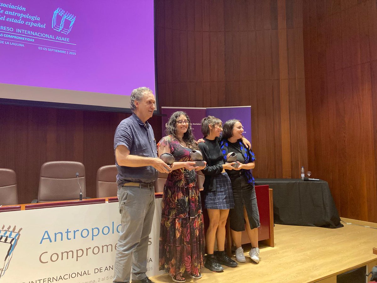 En el reciente XVII Congreso ASAEE celebrado en La Laguna se entregaron los primeros premios a tesis antropológica, antropología visual y multimodal y exposiciones. ¿Quieres saber quiénes fueron los ganadores y menciones en cada categoría? #antropología asaee-antropologia.org/premios-asaee/…