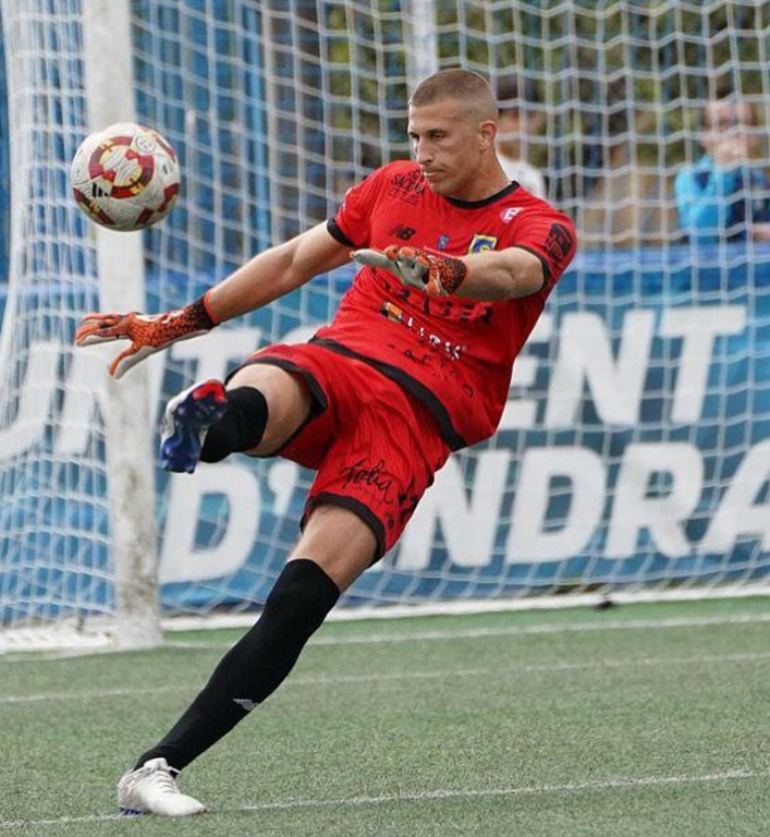 🕐A las 15:20H

🧐Novedades del entreno de Mallorca.

🏆La intención del Sant Jordi de jugar en casa, pese a las dificultades.

🎙️ Entrevista con Leo Mascaró tras debutar con Bielorrusia

⚽️ Bota de bronce con <a href="/SergioTiscar/">Sergio Tíscar Ronda</a> Entrevista a Elías Ramírez del <a href="/ce_andratx/">Club Esportiu Andratx</a>