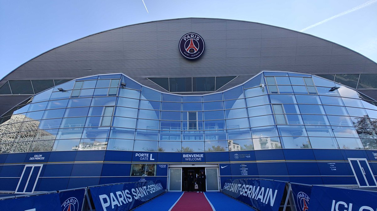 📢 En direct du #SEOSummit2025 au #ParcDesPrinces !

Netim est heureux de sponsoriser et d'être présent sur le plus grand évènement #SEO de France. Si vous êtes sur place, n'hésitez pas à venir rencontrer notre Directeur Général, Sébastien <a href="/Almiron/">Sébastien 🅰️lmiron</a>, sur le stand de Netim 👋