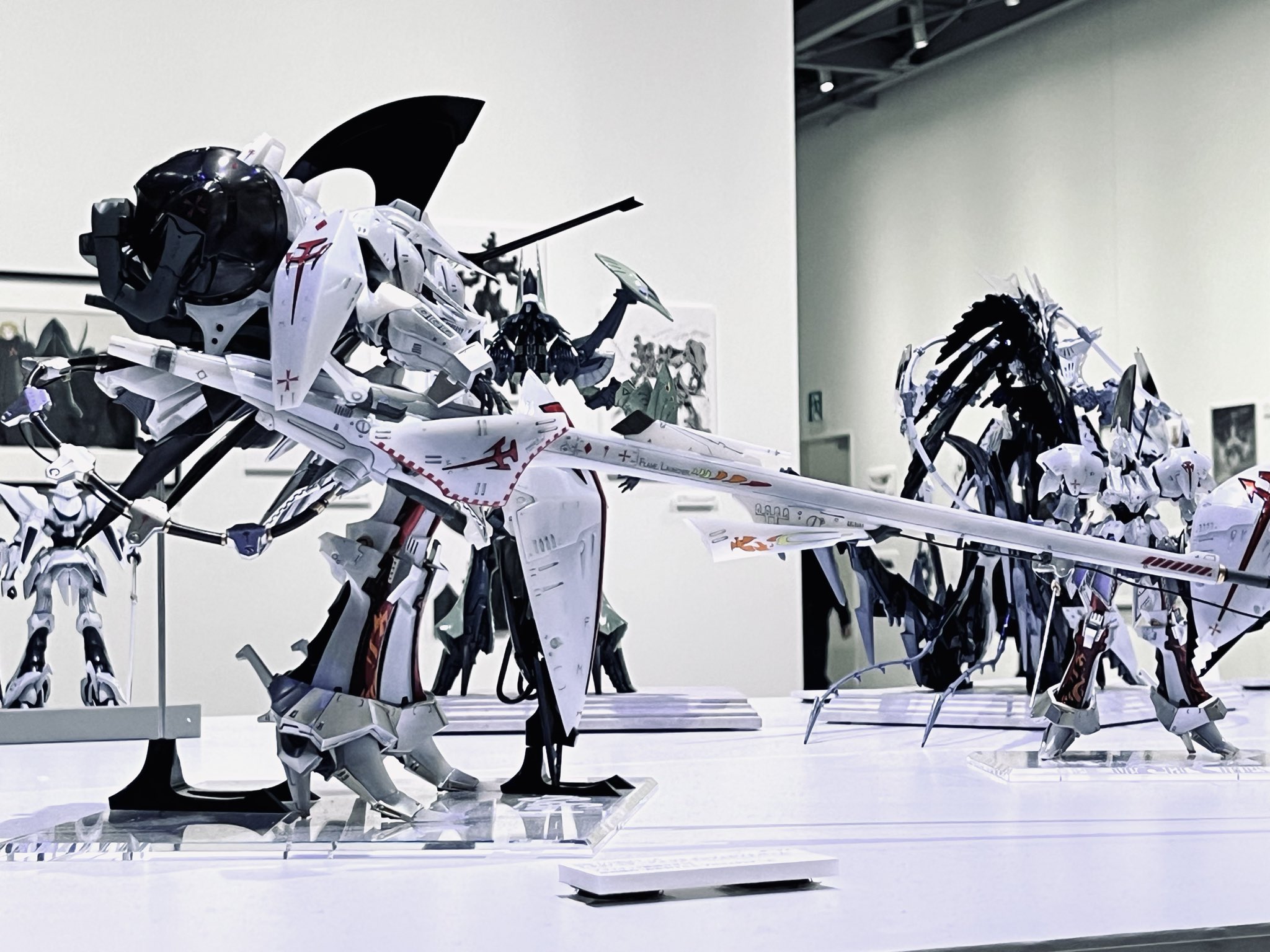 ファイブ・スター – търсене / X