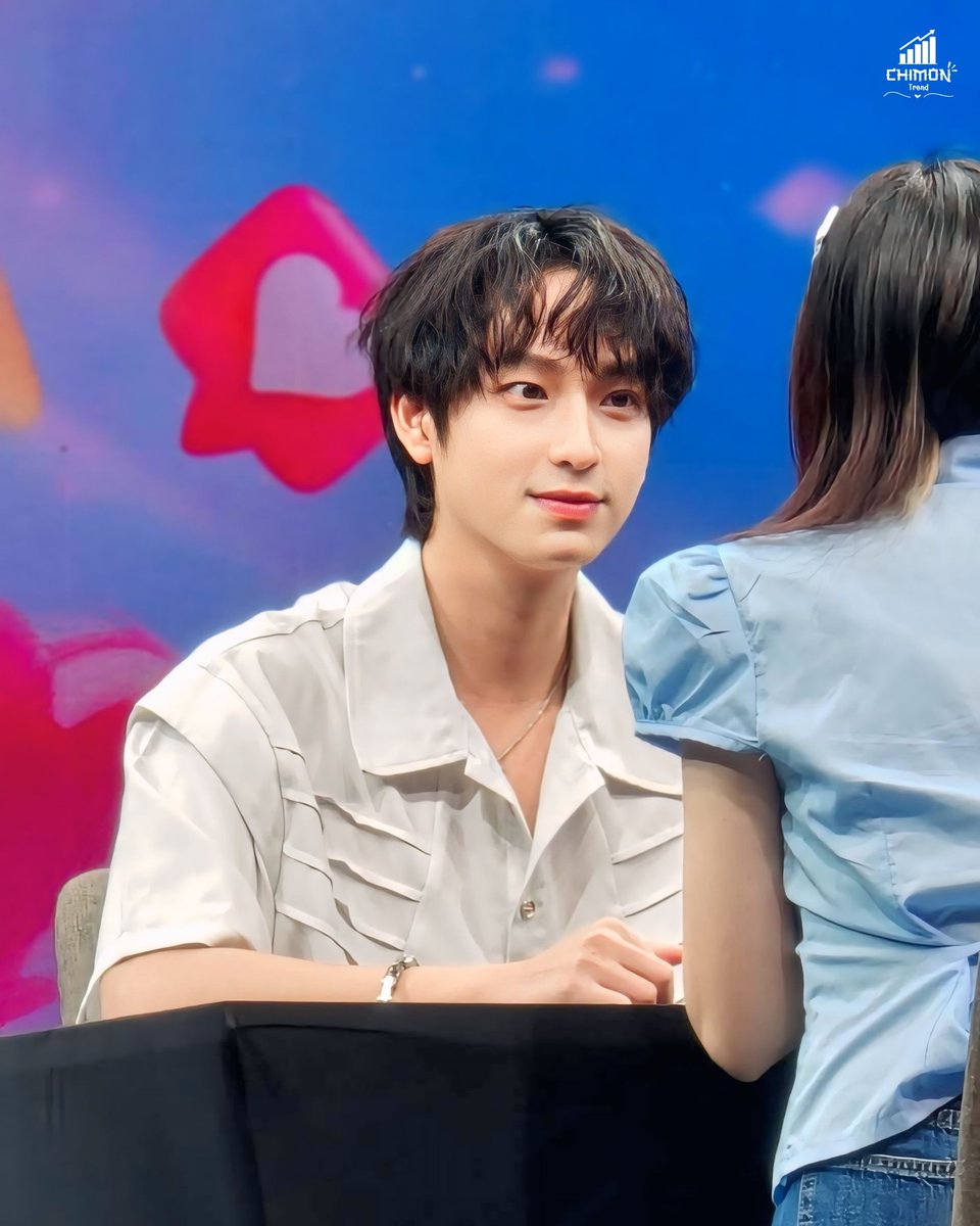 Snow_0s's tweet photo. Chi is so beautiful 🥰
Glowing and ready for a new series ✨️
#ChimonWachirawit @chimonac #ชิม่อนไงจะใครหล่ะ #Chichamon
https://t.co/Y80fk9culc