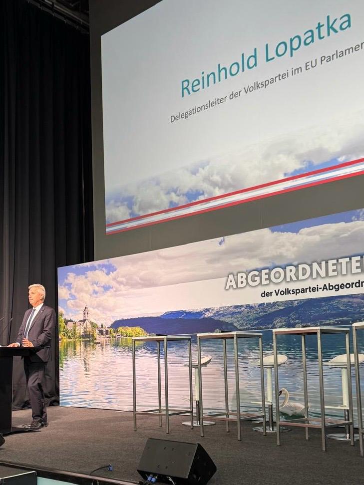 „Es gibt nur zwei Arten von Staaten in Europa – kleine und solche, die noch nicht wissen, dass sie klein sind.“ Mit dieser Feststellung habe ich bei der Klubkonferenz der <a href="/volkspartei/">Volkspartei</a> auf die Wichtigkeit einer europaweit abgestimmten Zusammenarbeit hingewiesen, da kein