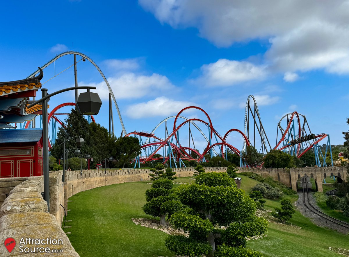 Today, PortAventura announced that they will be carrying out a partial re-track of Dragon Khan, with the vertical loop and cobra roll to be replaced. It's not clear if this is the first step of a multi-year refurbishment, but it's great to see the park investing in the ride!