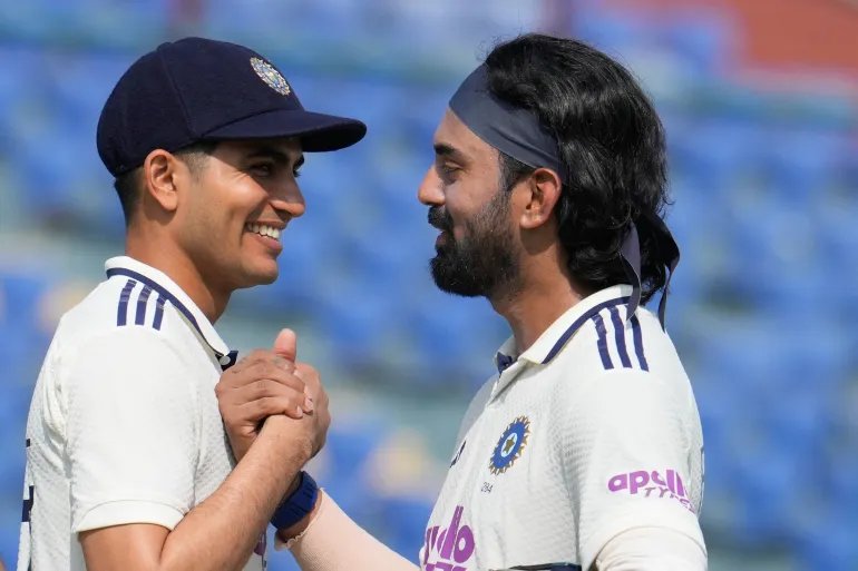 GajjuJaat921's tweet image. Yashasvi Jaiswal, Shubman Gill, Sai Sudharsan, Kuldeep Yadav and KL Rahul stars as India comfortable 7-wicket victory over West Indies, despite a John Campbell, Shai Hope&apos;s centuries and India clinch the 2-match series with 2-0 whitewash
#KLRahul
#INDvWI
#WIvIND #Virat_kohli