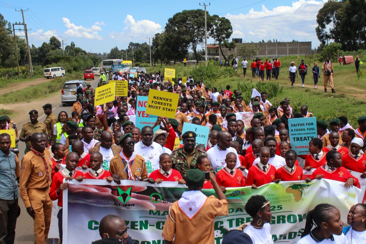Youths are the heartbeat of #ClimateAction.
During #mazingiraday2025  at Egerton University, young environmental champions took the lead in tree planting and advocacy proving that change begins with collective action.
Let’s keep empowering youths to be stewards of our planet.