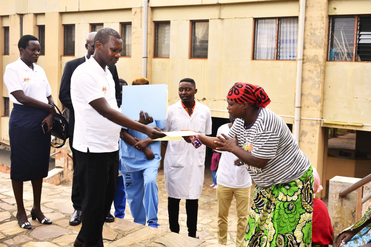 REGIE NATIONALE DES POSTES tweet media