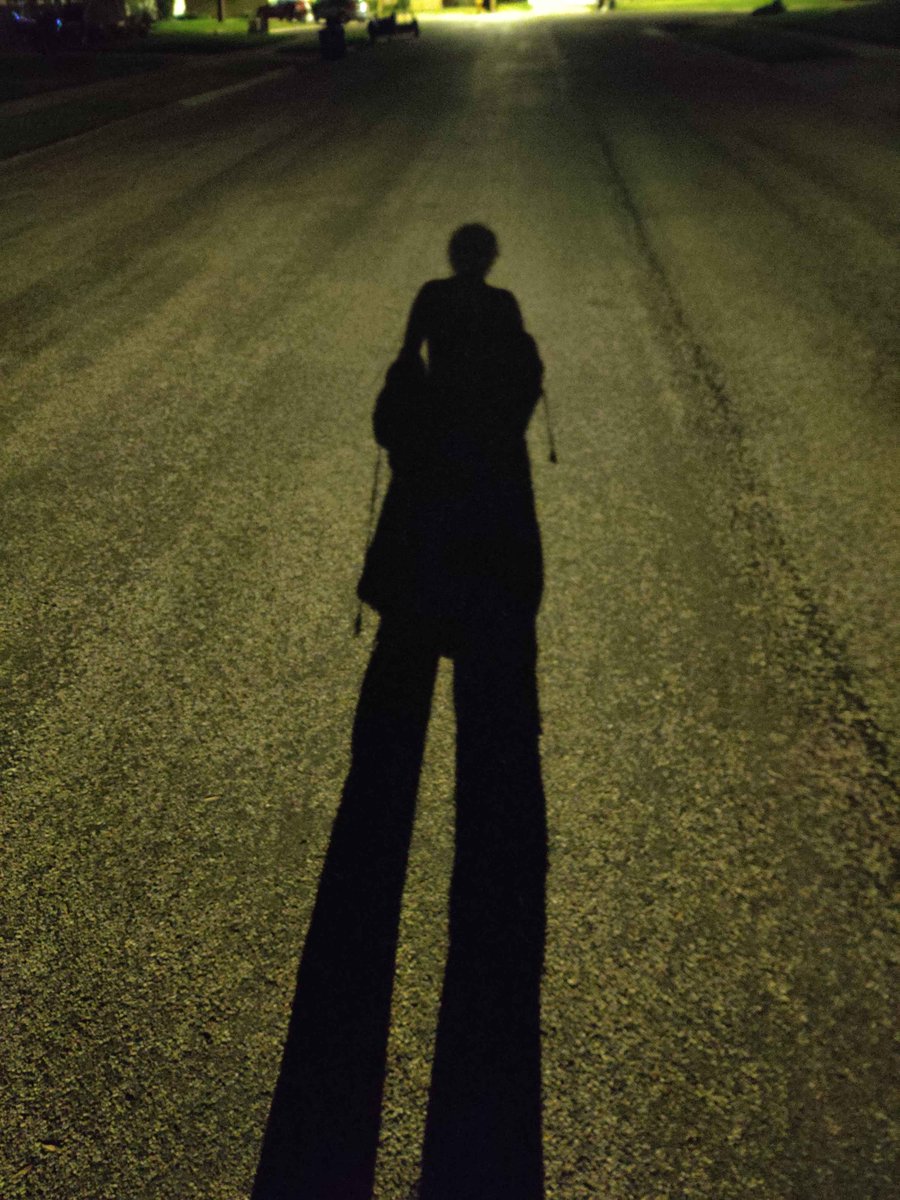 Ryescar's tweet photo. shadows or smth https://t.co/jJIRzYC9e8