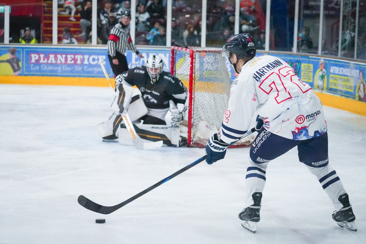 A late addition back to our roster, Richard Hartmann's kit sponsorship is available now! 🥳

Own &amp; Loans ✅
Stall Plaque ✅
Kit ✅

Available from just £10 for the season via the link below! 

🛍️ shop.gophantoms.co.uk/products/richa…
📸 Willow Florence Photography

#WeArePhantoms