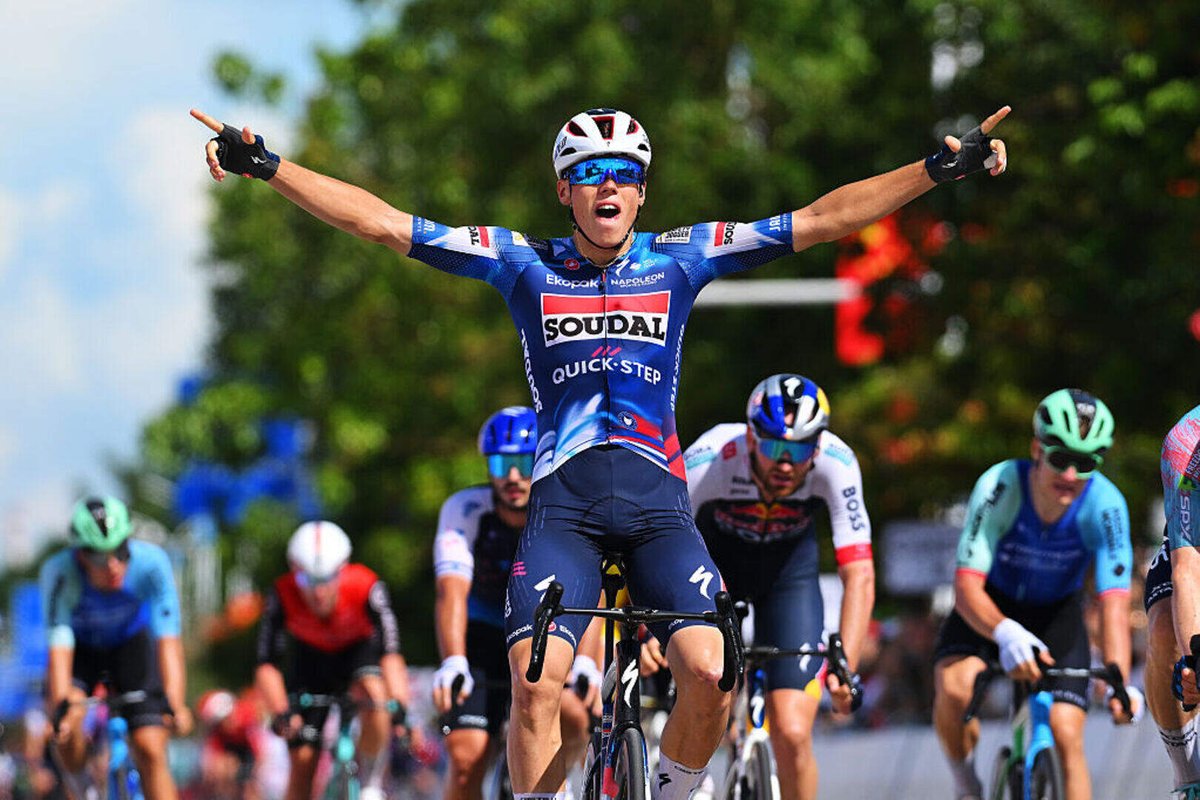 Le Gruppetto tweet media