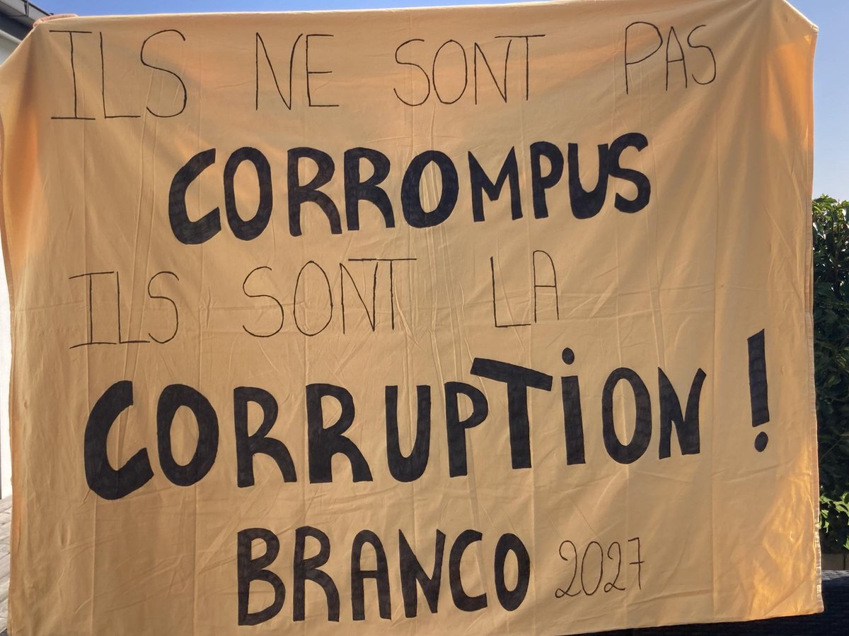 Demain 15 octobre, à partir de 9H. 

Place Dauphine, puis en route vers l'Elysée.
