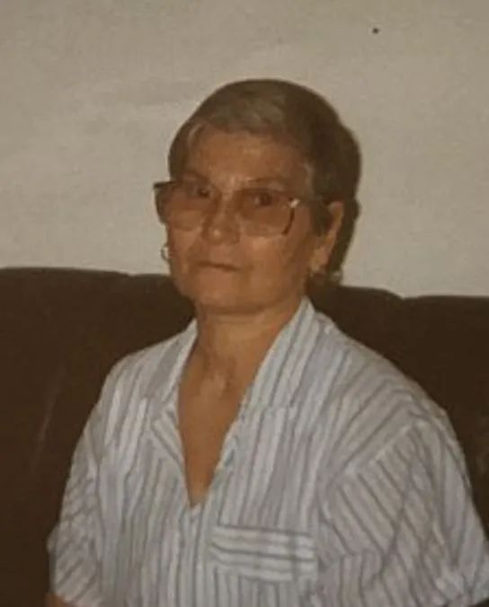 14.10.94, Paderborn: Alexandra Rousi verstirbt durch einen Brandanschlag. Der Täter hatte die griechische Familie zuvor immer wieder rassistisch beleidigt &amp; massiv bedroht. Das Opfer ist, wie viele andere auch, bis heute nicht offiziell anerkannt! Infos: radiohochstift.de/aktionen/lokal…