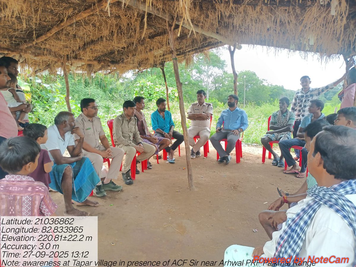 BargarhDfo's tweet photo. Elephant movement awareness programme conducted at Tampar and Saramsil villages of Paikmal Range in the presence of ACF, Ranger, forest staffs and local villagers — fostering harmony and safety between people and wildlife . 
@PCCFWL_Odisha @pccfodisha @SambalpurRccf . https://t.co/BigGrtbHXL